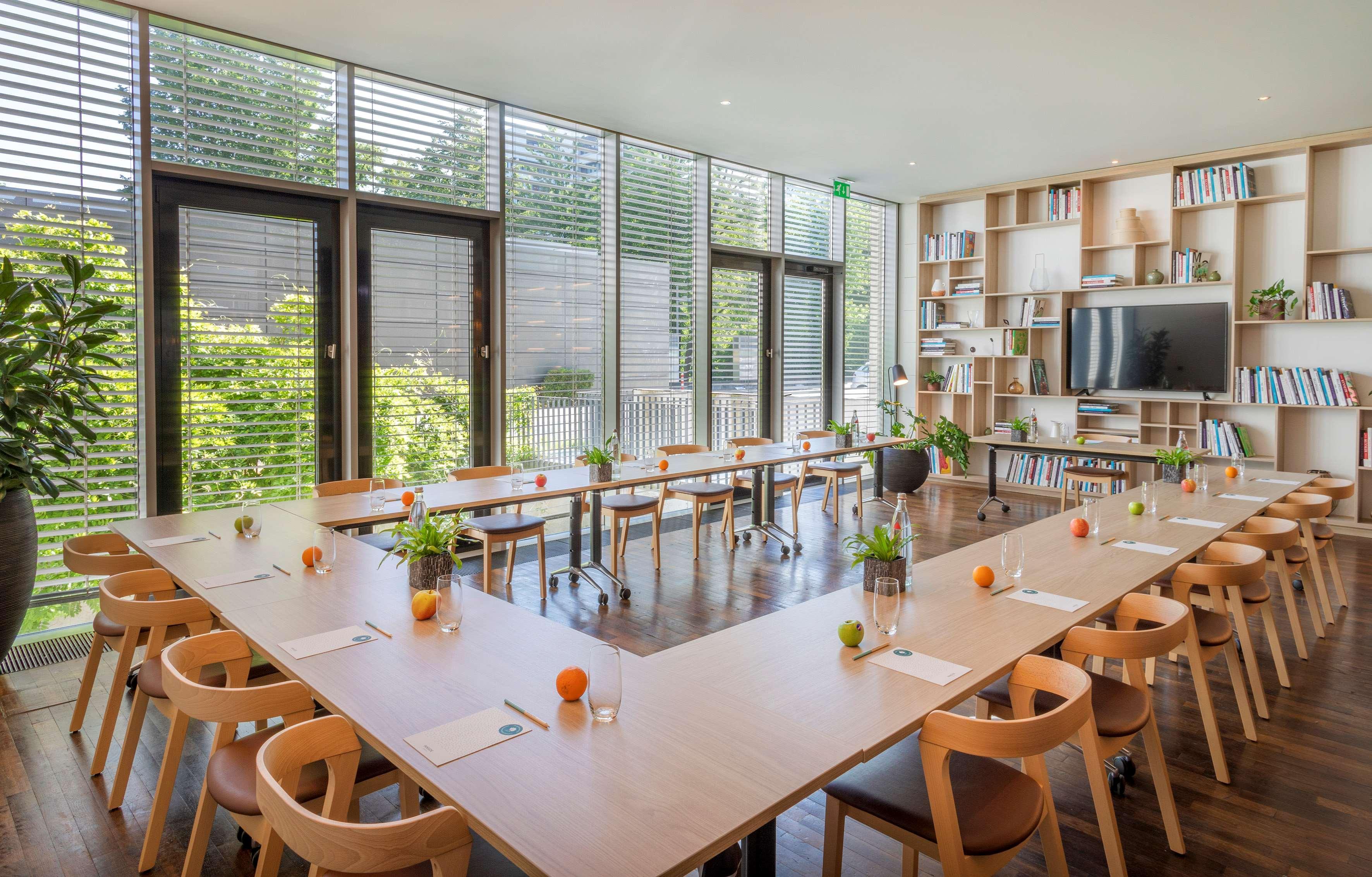 Innside By Melia Duesseldorf Seestern Bagian luar foto