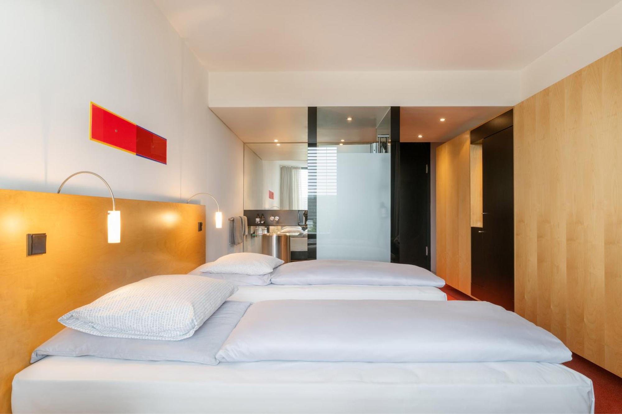 Innside By Melia Duesseldorf Seestern Bagian luar foto