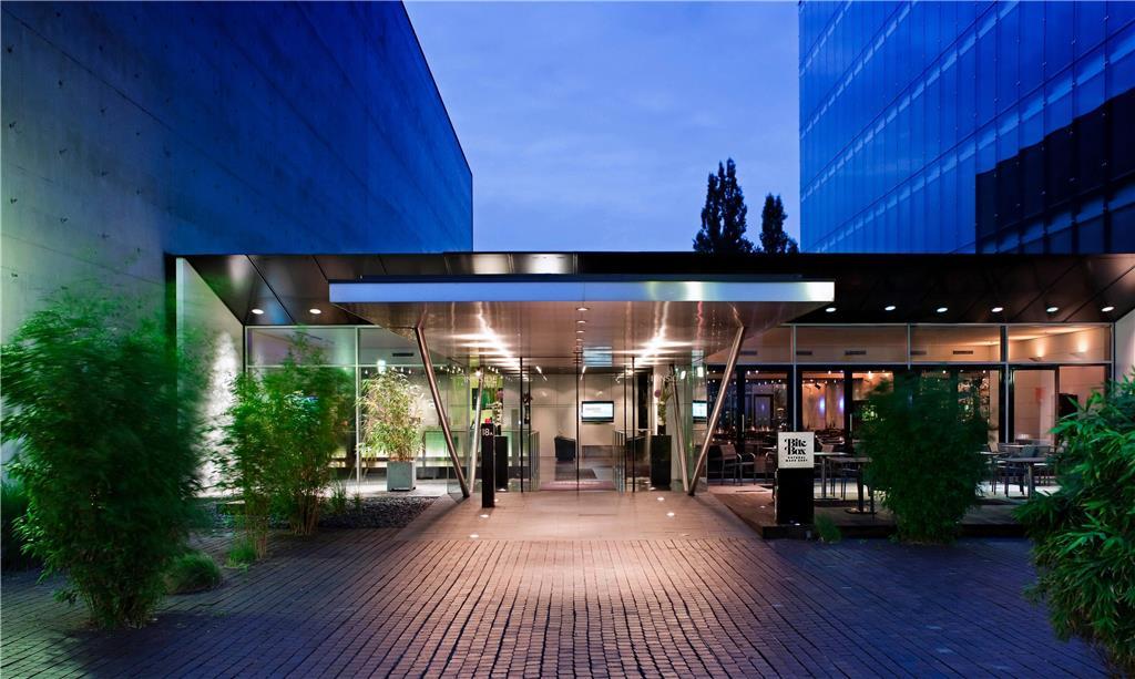 Innside By Melia Duesseldorf Seestern Bagian luar foto